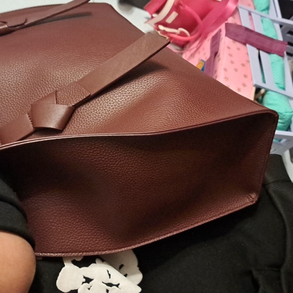 Rachel Zoe Burgundy Tote Bag VEGAN LEATHER WITH TAGS - Picture 5 of 13